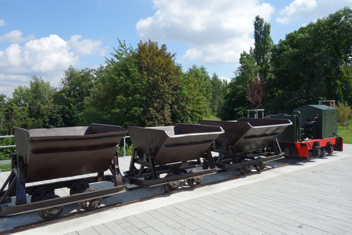 Denkmal für die Dresdner Trümmerbahnen