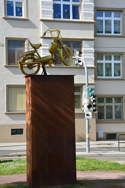 Der Halbstarke