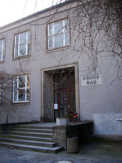 Drude-Bau