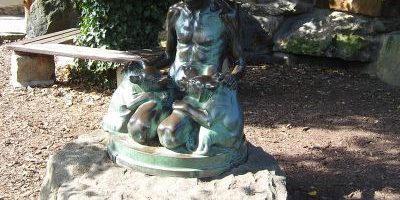 Faun mit Bären