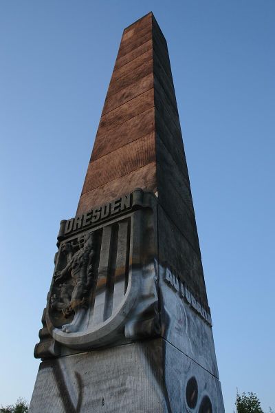Gedenksäule Autobahnbau