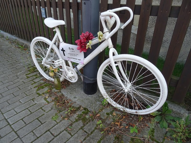 Geisterrad für einen getöteten Radfahrer (Nordost 1)