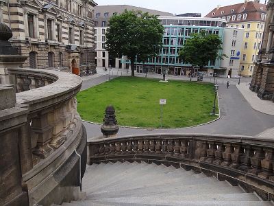 Georg-Treu-Platz