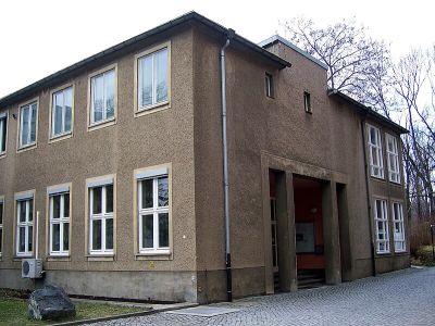 Neuffer-Bau