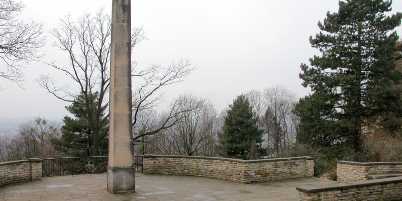 Obelisk (Ost)