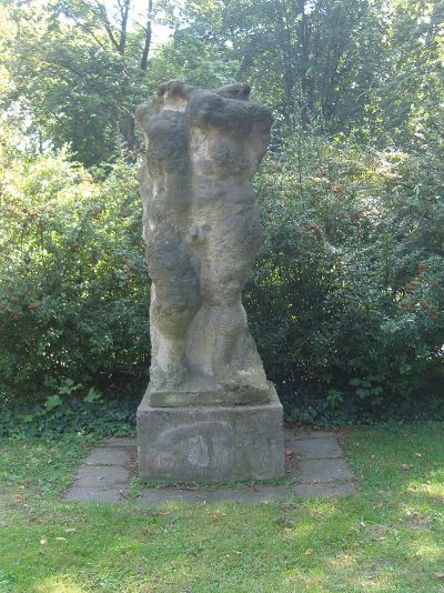 Sandsteinskulptur Torso