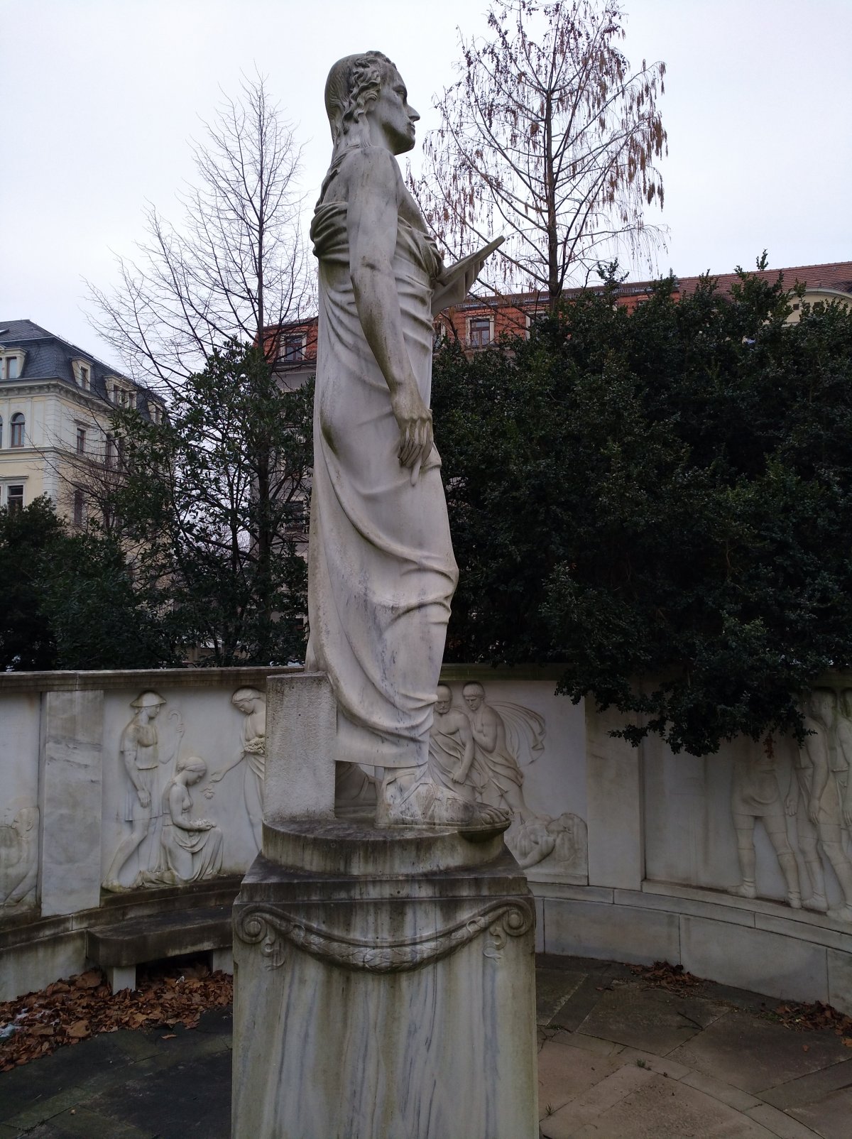 Schillerdenkmal