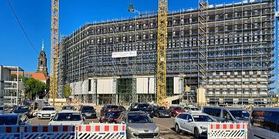 Öffentliche Gebäude in Dresden — Entdeckung 3