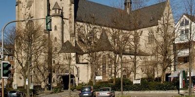 Herz-Jesu-Kirche (Roßstraße)