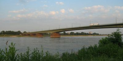 Josef-Kardinal-Frings-Brücke