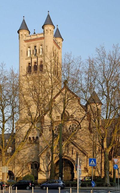 St. Antonius (Helmholtzstraße)