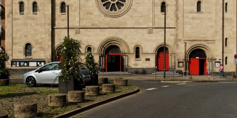 St. Elisabeth (Vinzenzplatz)