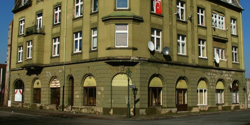 Töchter und Söhne
