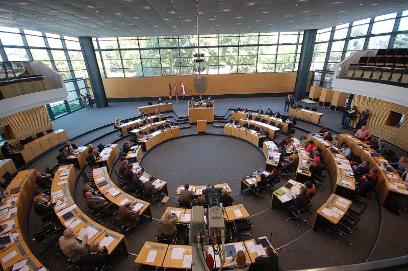 Schattenwurf – Erinnerungsort für die NSU-Opfer am Thüringer Landtag