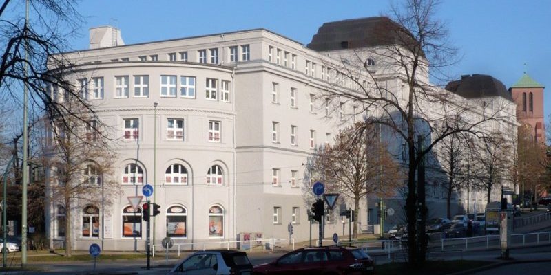 Bürohaus West