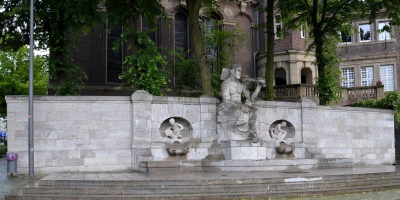 Jahrhundertbrunnen