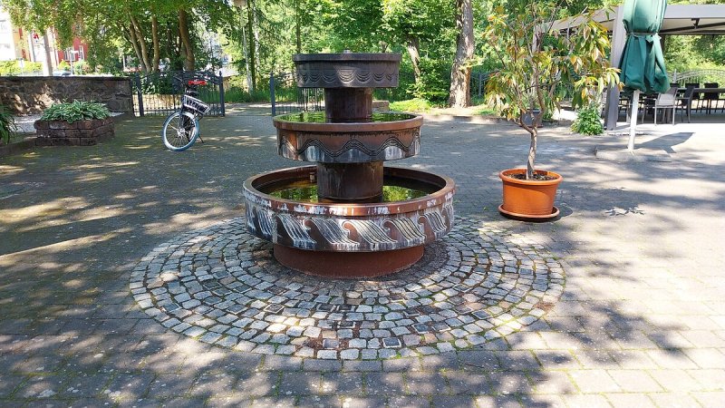 Brunnen zur Plastik Aphrodite