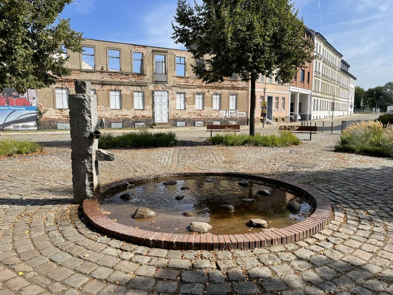 Schöpfkellen-Brunnen