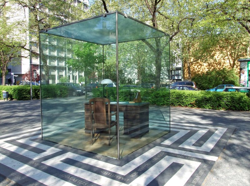 Adorno-Denkmal