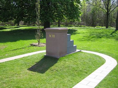 ICH-Denkmal
