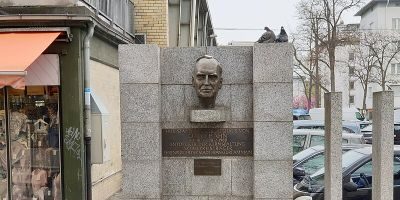 Otto-Hahn-Denkmal