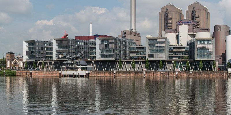 Westhafen Pier