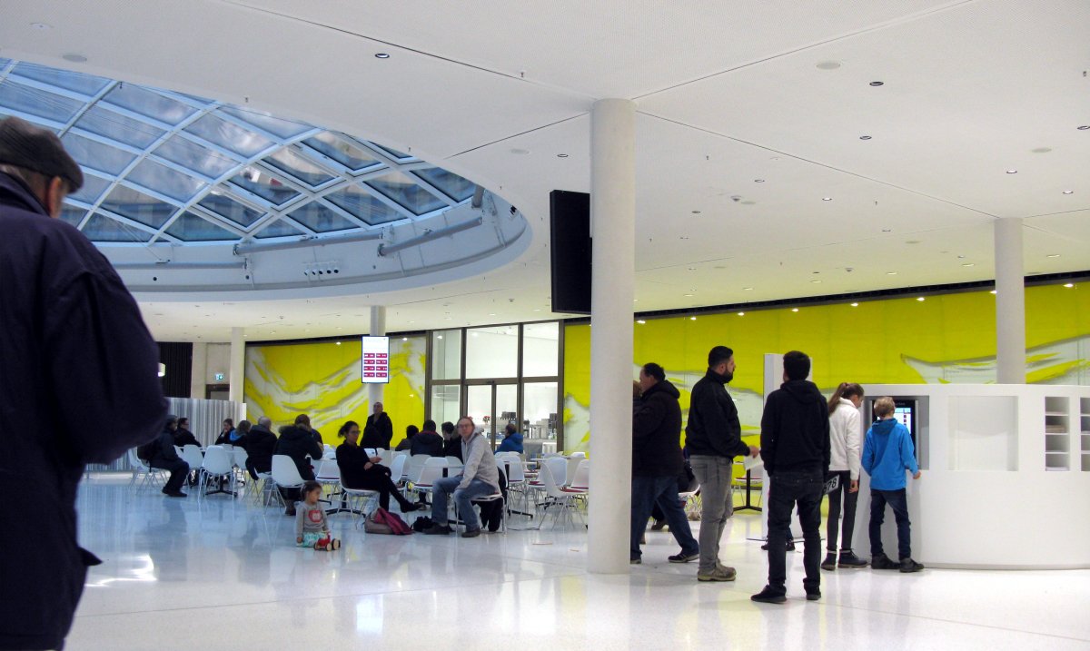 Rathaus im Stühlinger Gebäude A