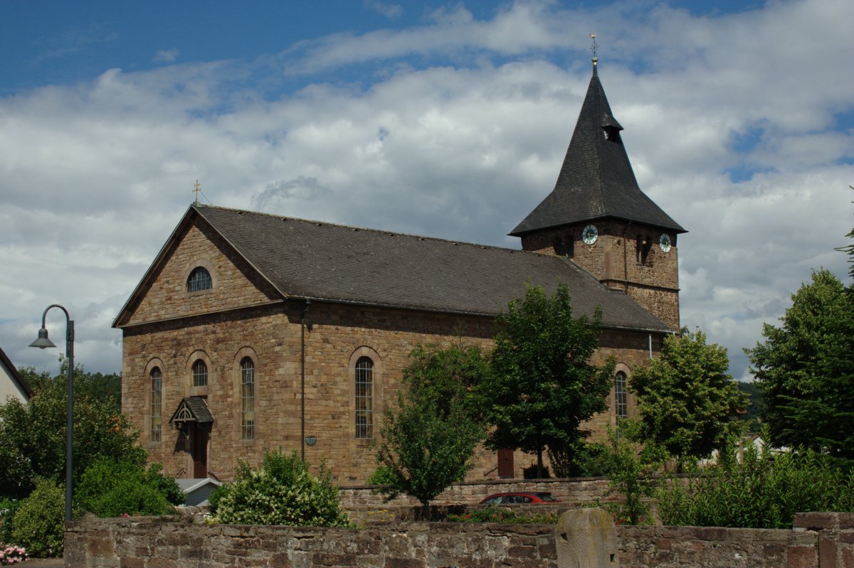 St. Laurentius (Am Kirchborn)