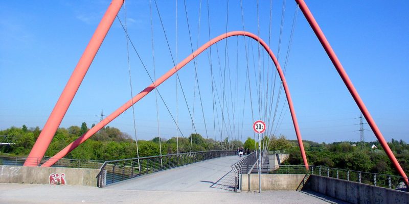 Doppelbogenbrücke im Nordsternpark