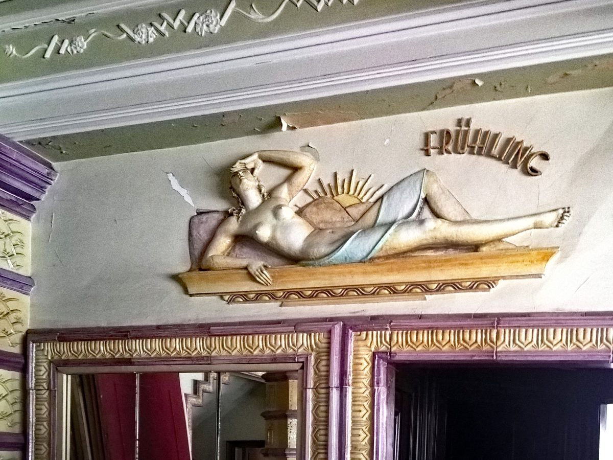 Palast-Theater