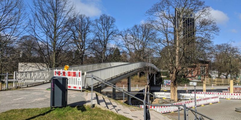 Dag-Hammarskjöld-Brücke