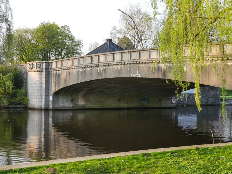 Dammbrücke