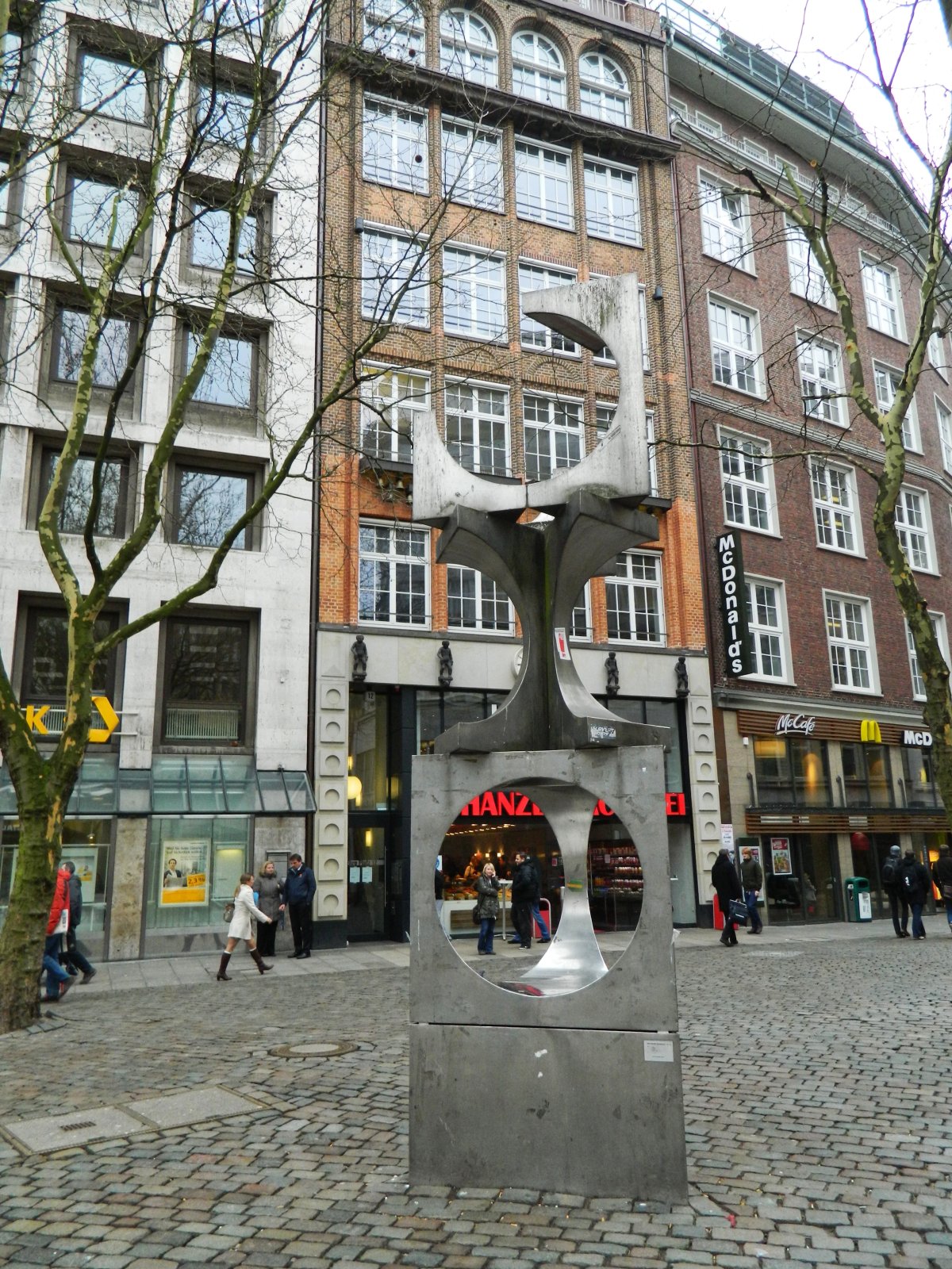 Ida-Ehre-Platz