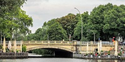 Mundsburger Brücke