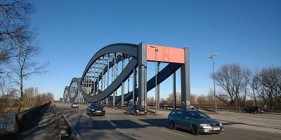 Neue Elbbrücke