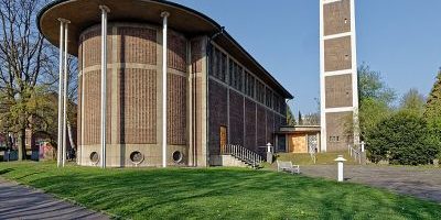 Paul-Gerhardt-Kirche (West)