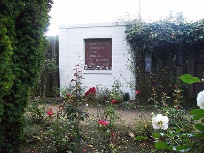 Rosengarten für die Kinder vom Bullenhuser Damm