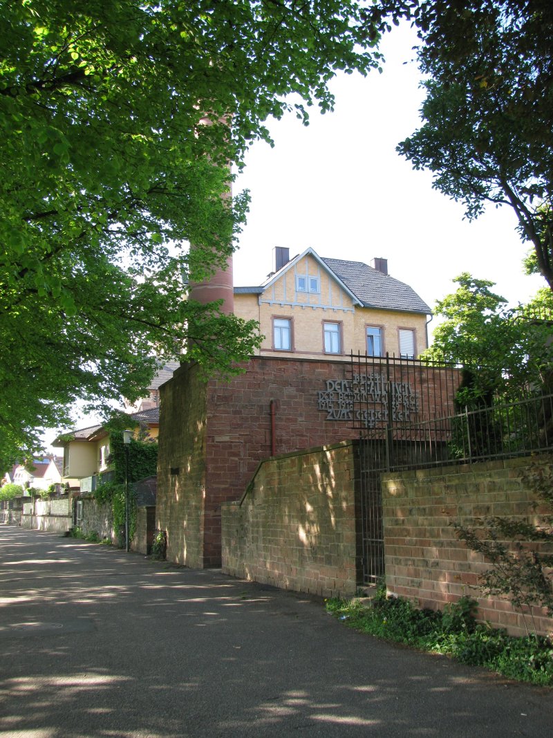 Ehrenmal