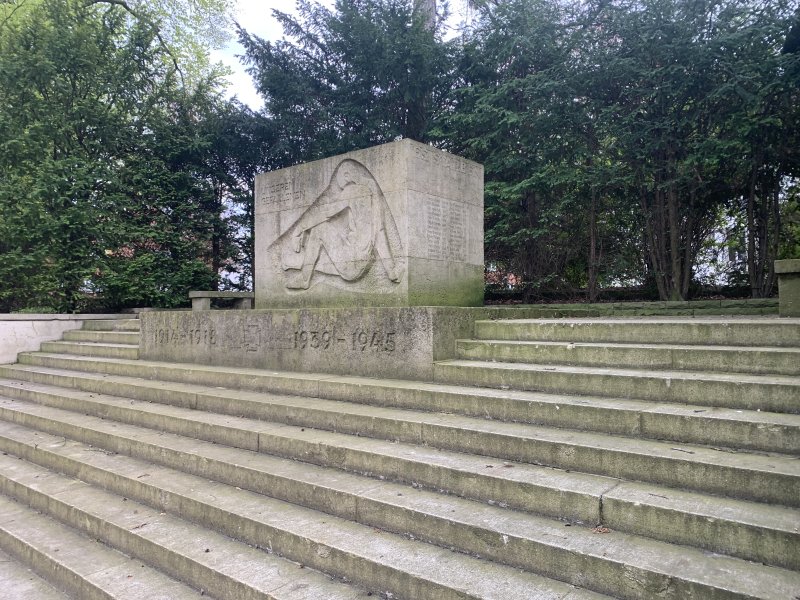 Ehrenmal