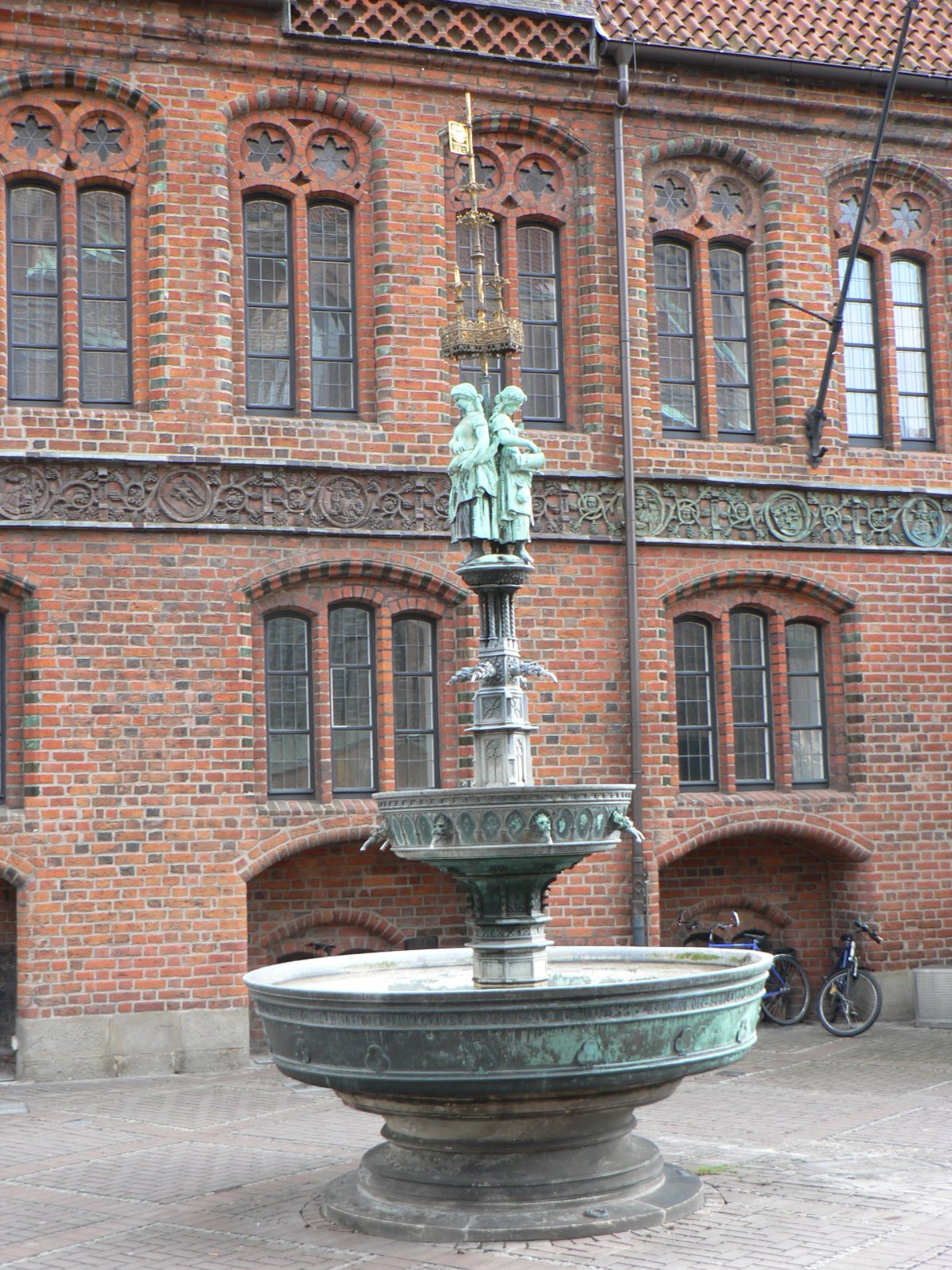 Hase-Brunnen