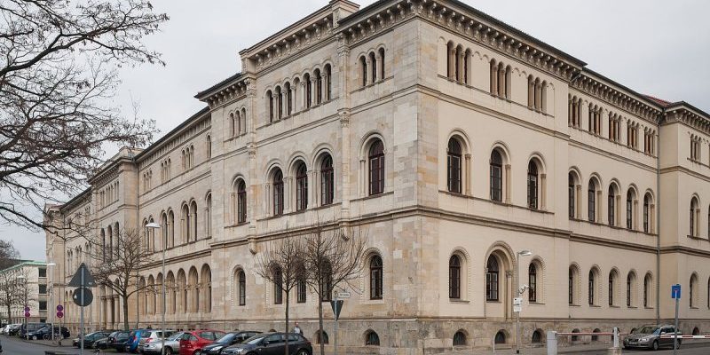 Vorplatz