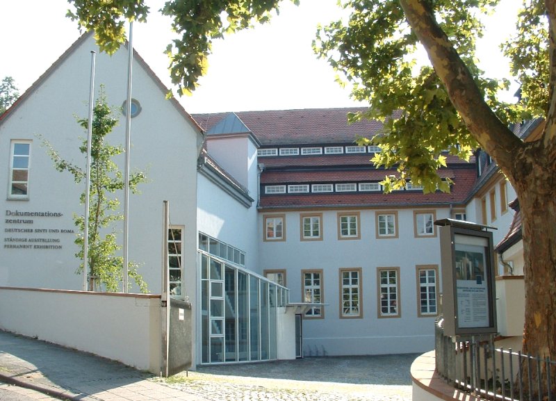 Dokumentations- und Kulturzentrum Deutscher Sinti und Roma