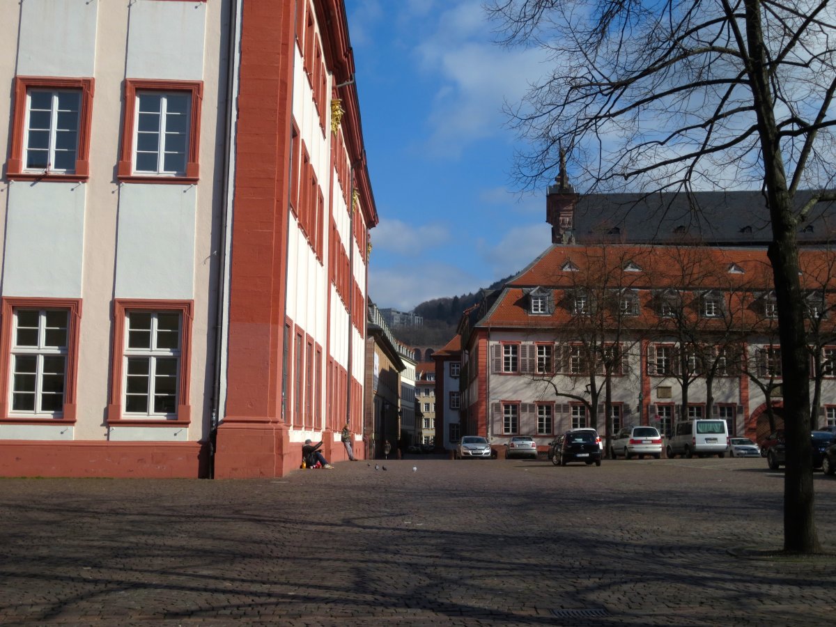 Universitätsplatz