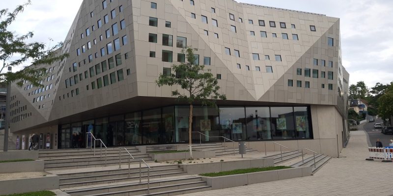 Kultur- und Kongresshalle kING
