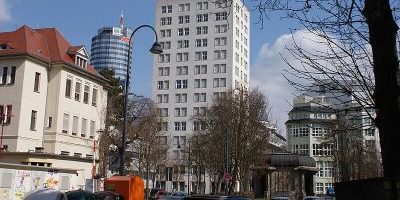 Carl-Zeiß-Platz