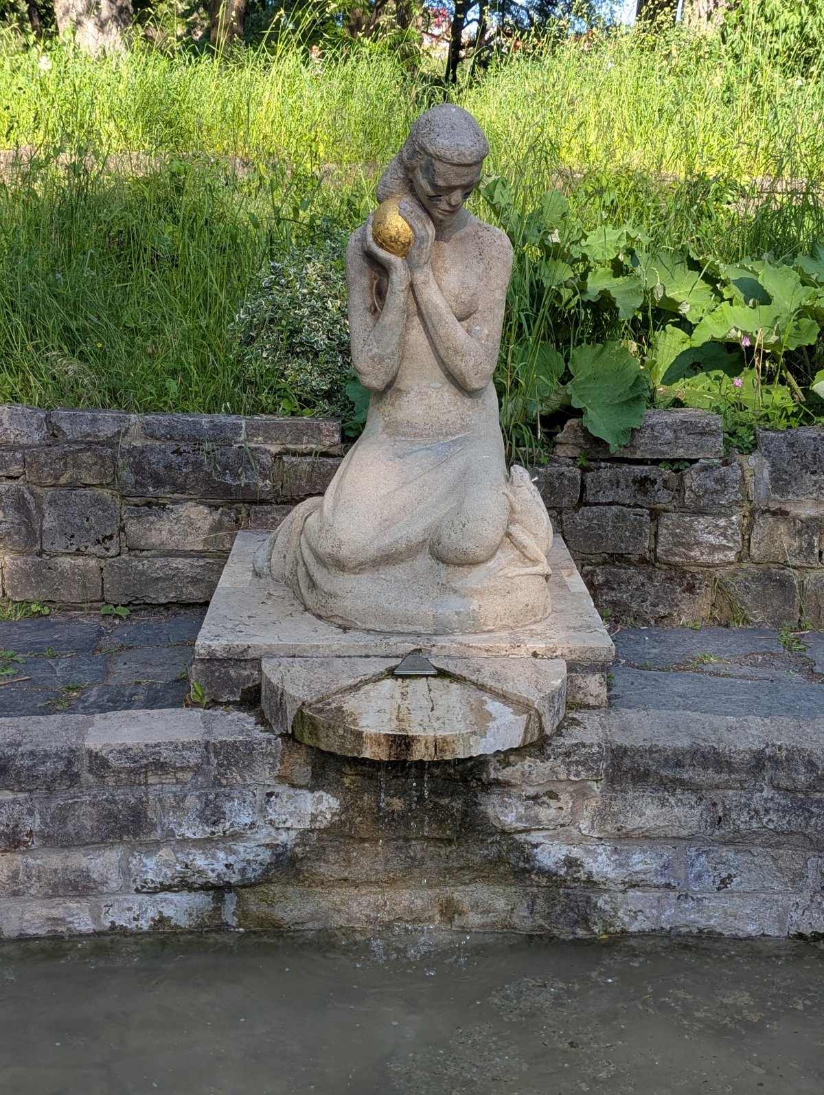Froschköniginnenbrunnen