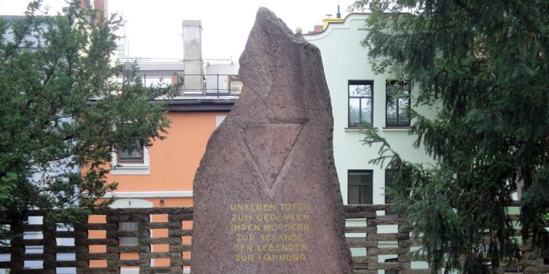 Gedenkstein zur Erinnerung an den Evakuierungsmarsch der Häftlinge des KZ Buchenwald