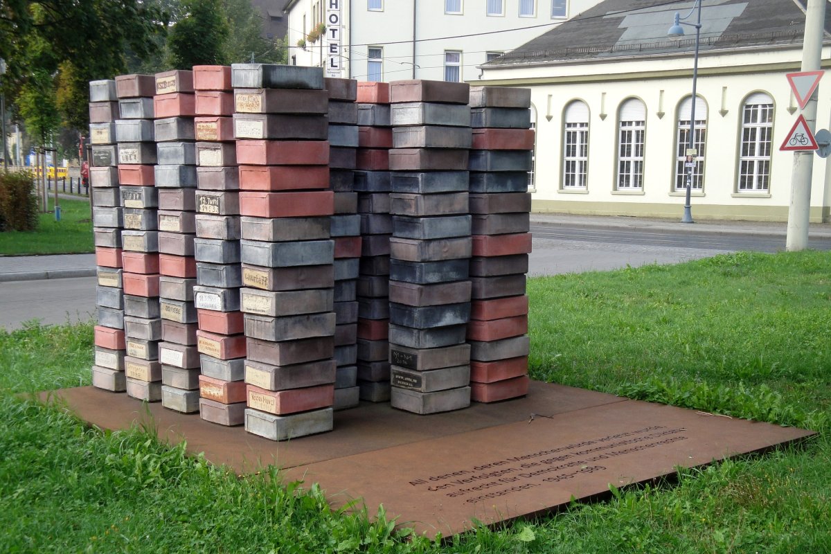 Zum Gedenken an die politisch Verfolgten in der sowjetischen Besatzungszone (SBZ) und in der DDR zwischen 1945 und 1989
