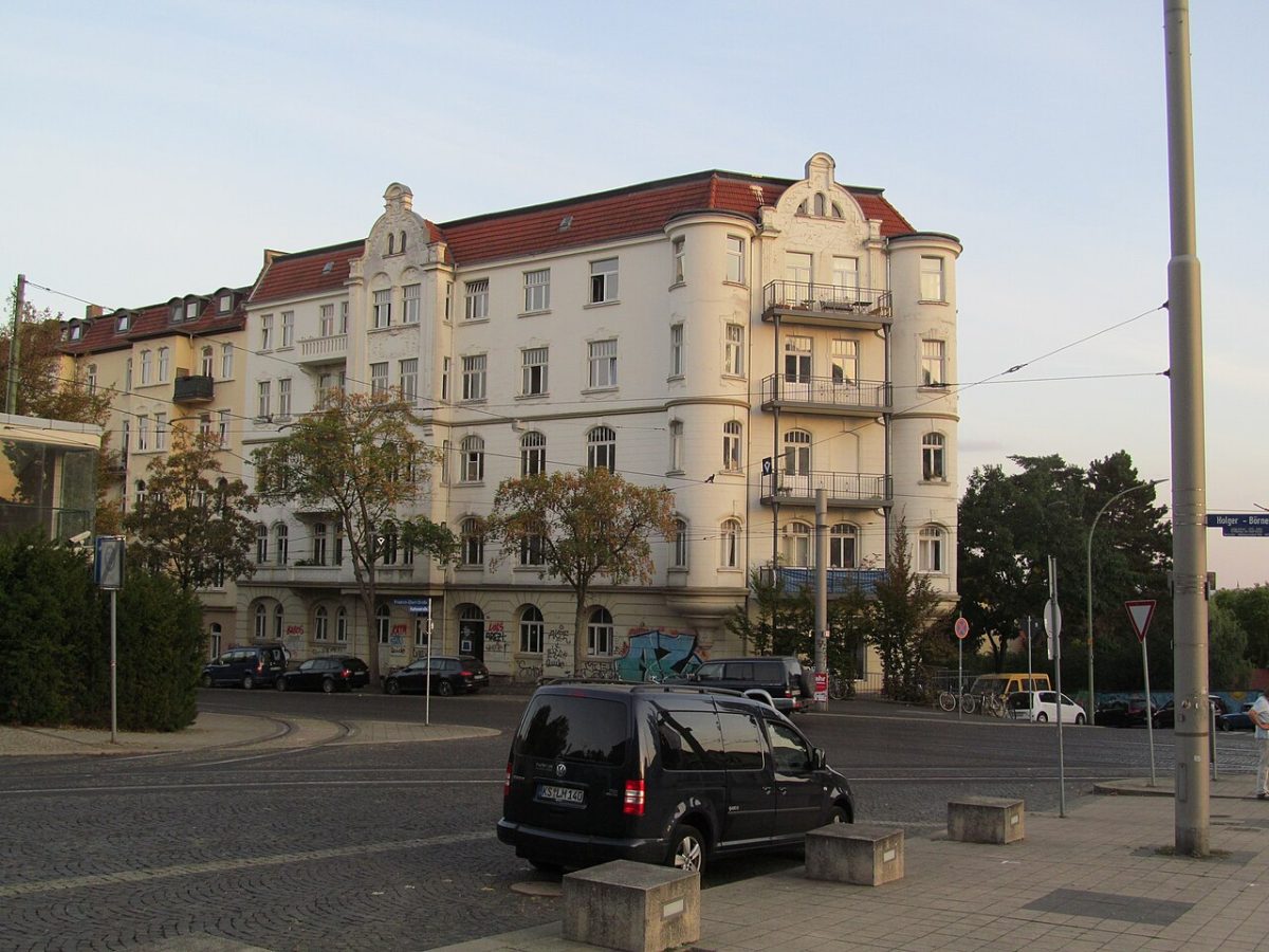 Holger-Börner-Platz