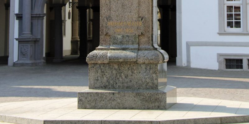 Johannes-Müller-Denkmal
